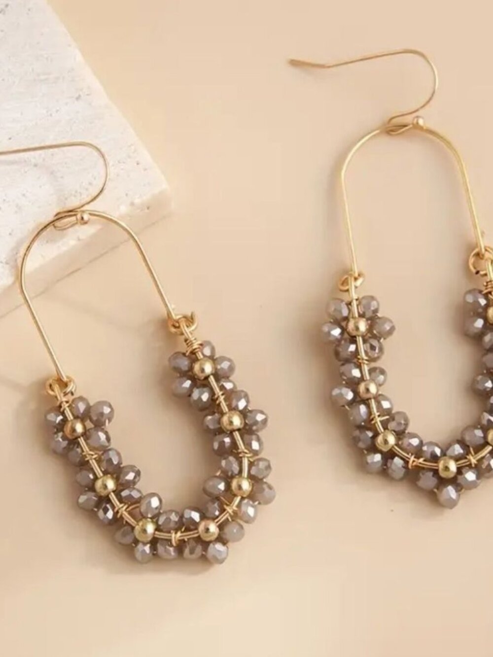 Bohemiangrey flower dropM68